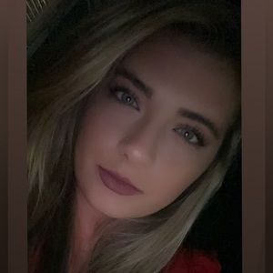 Meet your Posher, Katelin